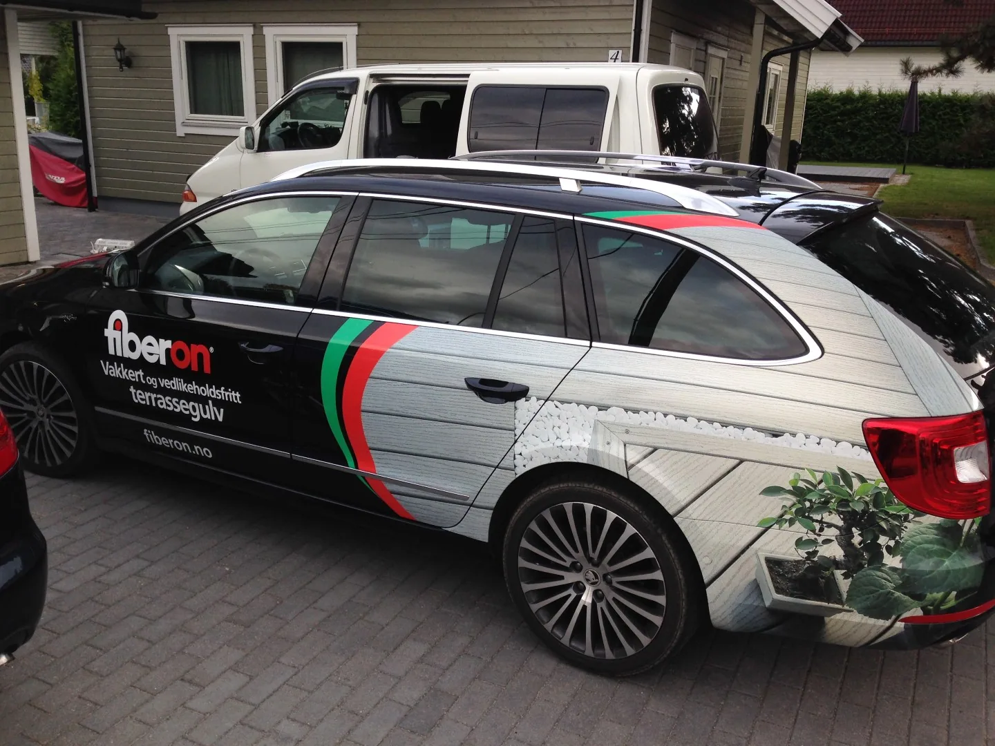 Skoda Superb profilert for Fiberon